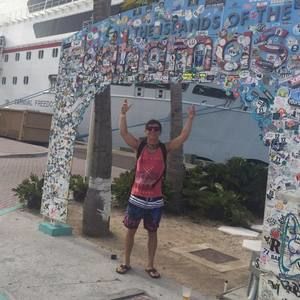 Meet your Posher, Lance